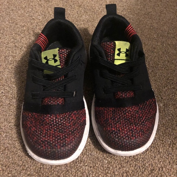 toddler boy under armour shoes